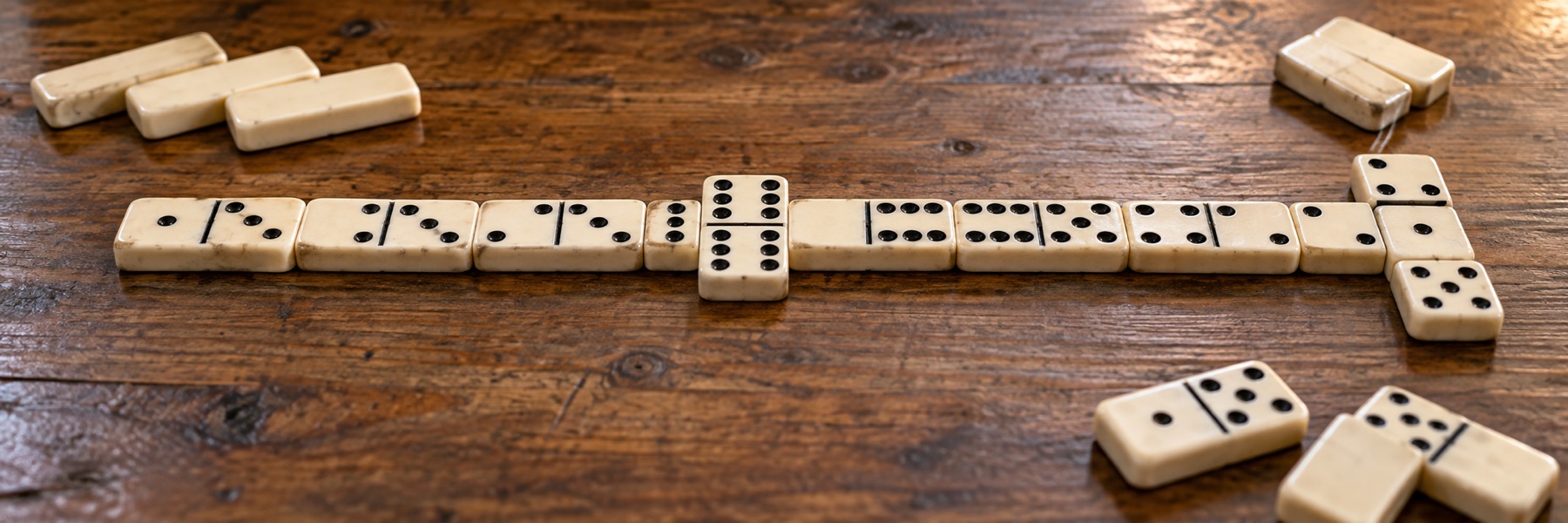 Dominoes