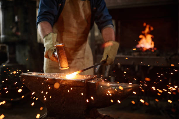 BLACKSMITHING CLASSES: BOOK YOUR OWN TIME